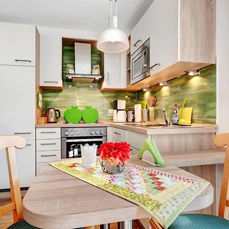 Apartment Birkenallee - Apfel *