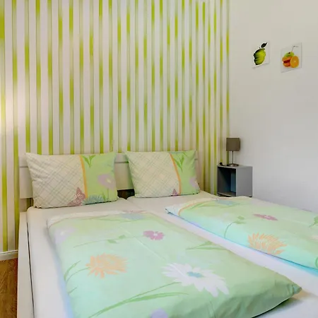 Birkenallee - Apfel Apartment